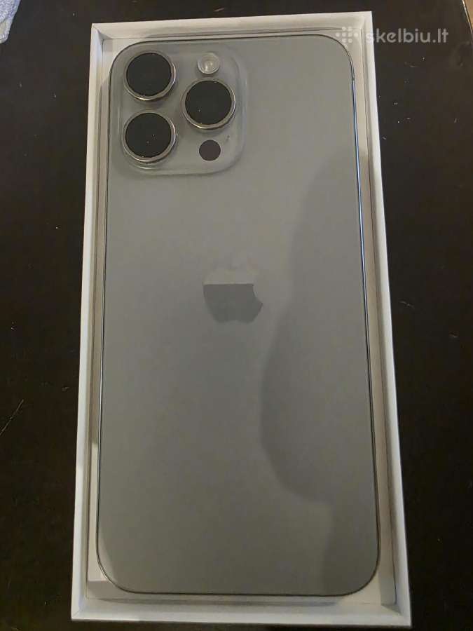 Apple 15 pro max