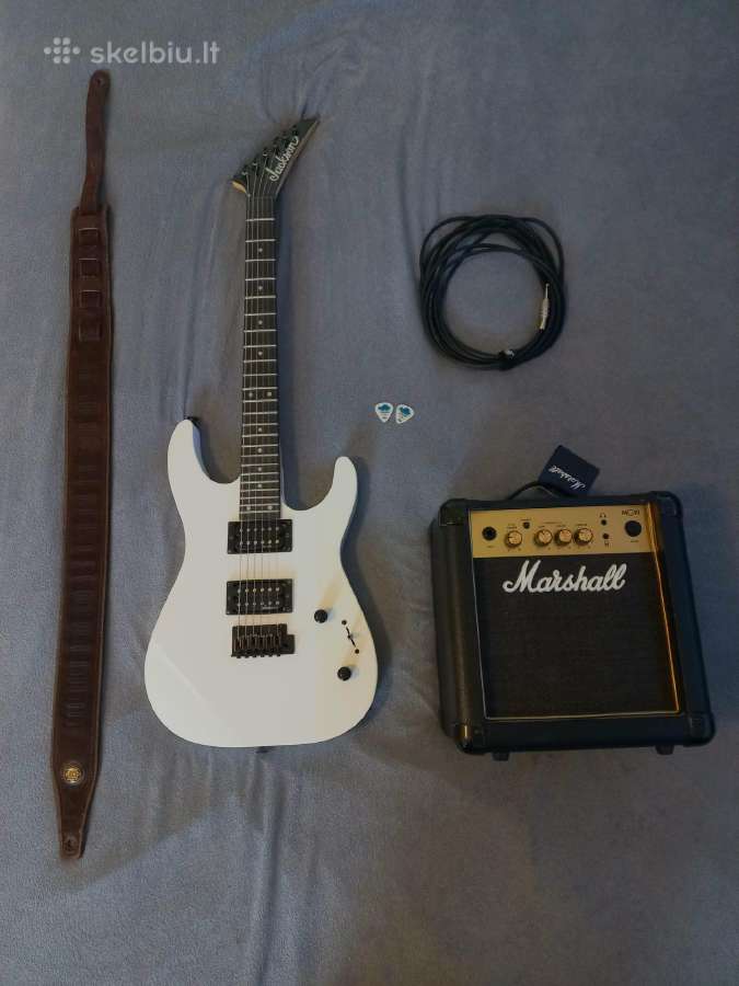 Jackson Js12 ir Marshall Mg10cf