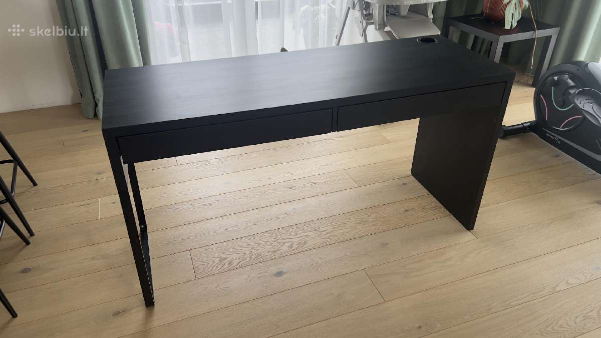 Rašomasis stalas Micke Ikea