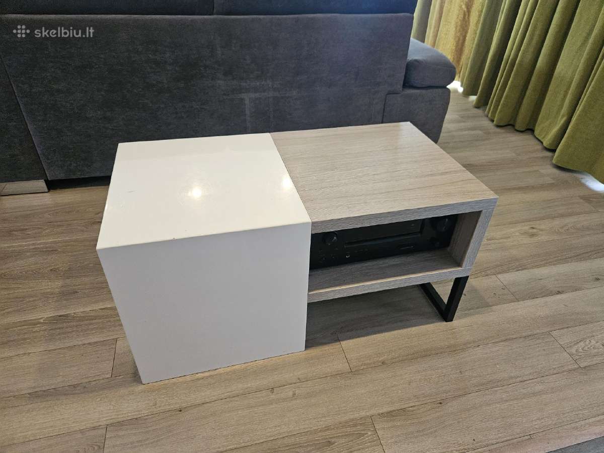 TV staliukas, gamintas pagal užsakymą