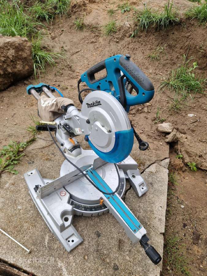 Makita ls1018l