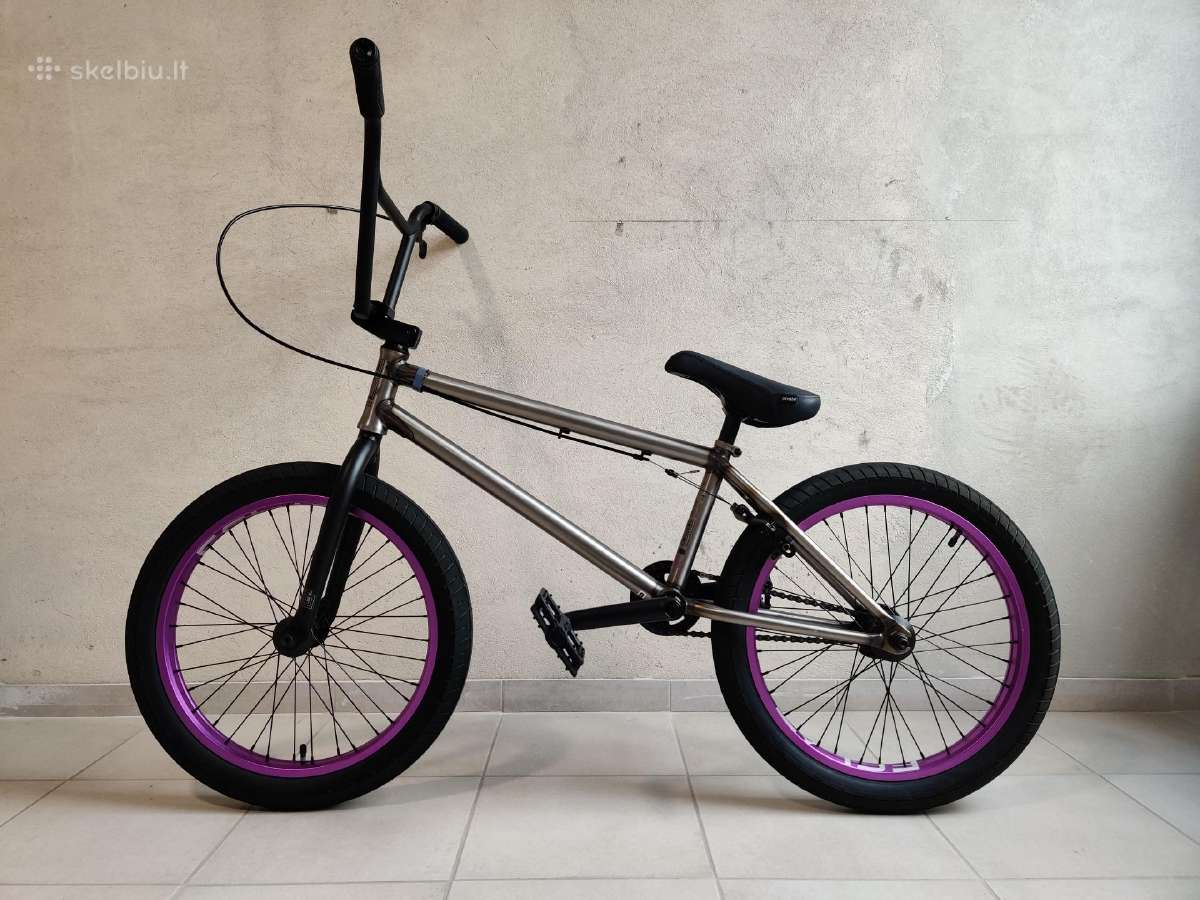BMX, Wethepeople Trust Fc