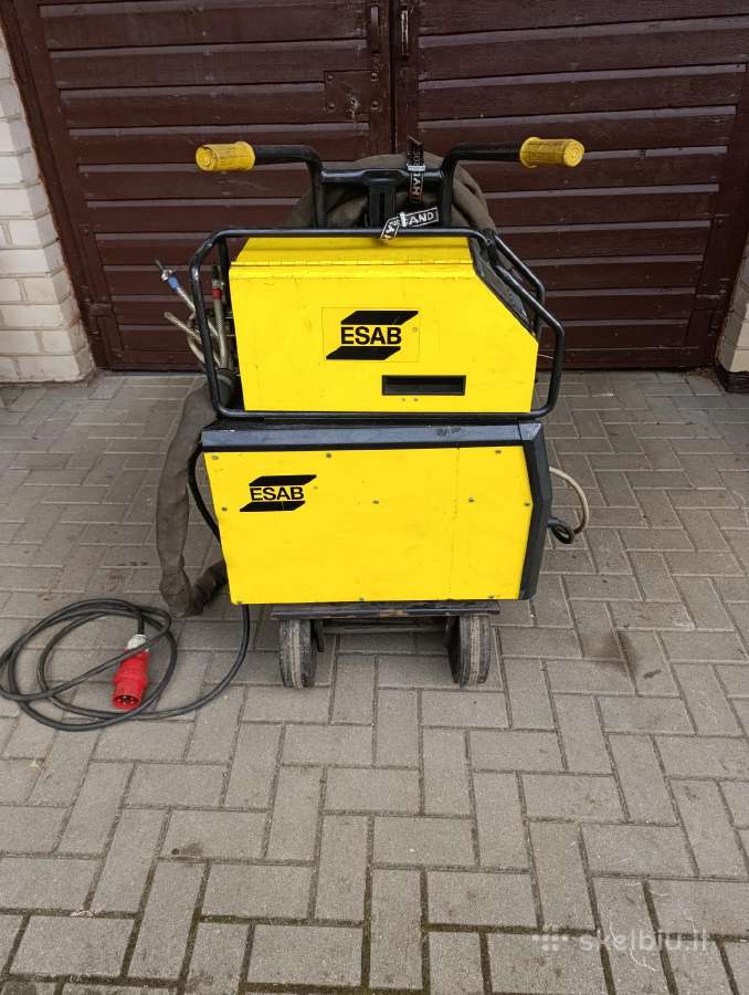 Esab pusautomatis