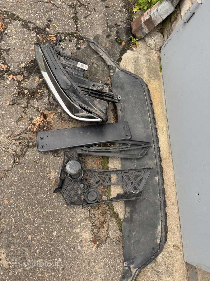 Passat B8 buferio apsauga, juosteles žibintas