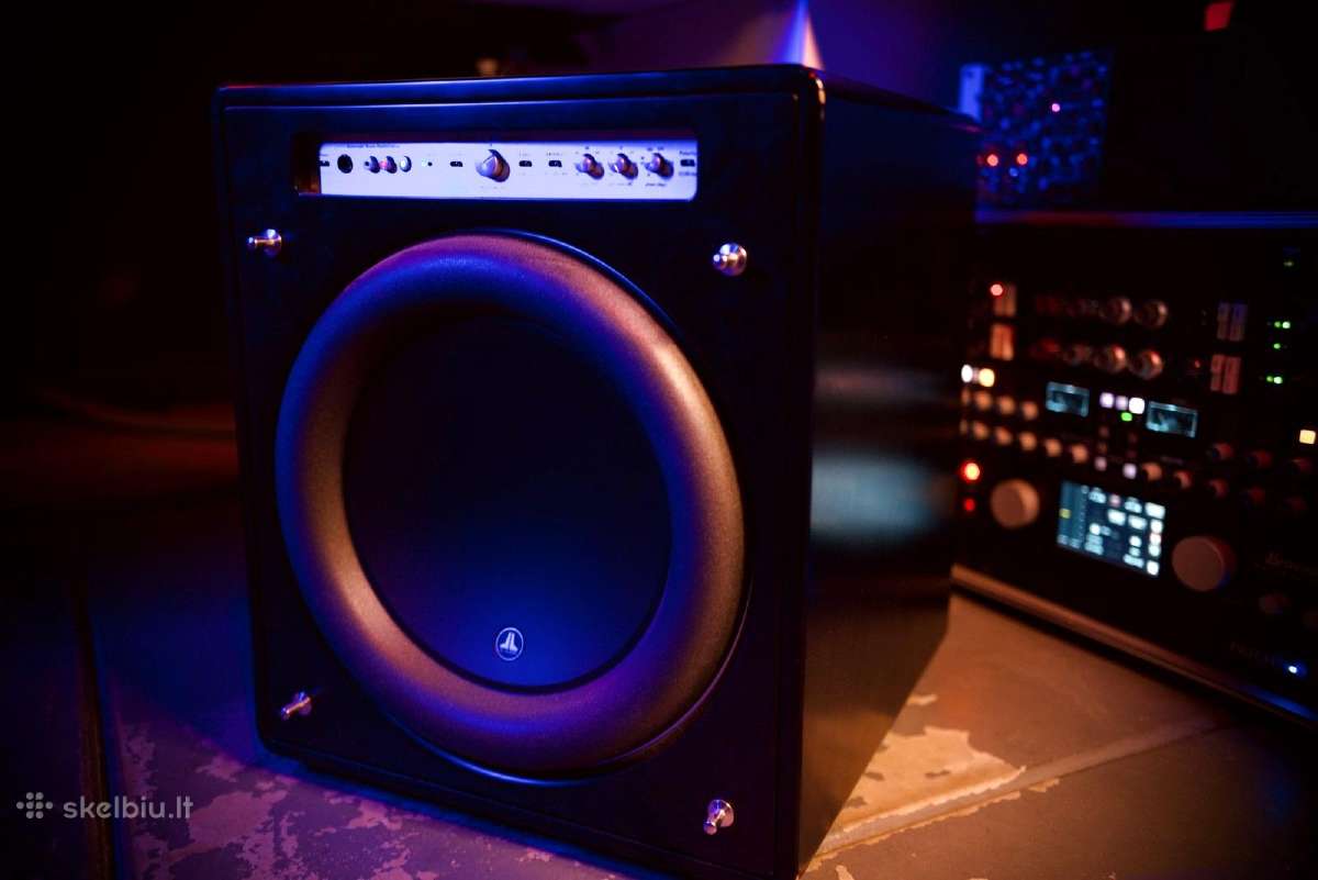 Jl Audio Fathom f113 V1 Gloss žemų dažnių kolonėlė