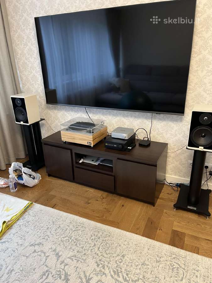 TV staliukas