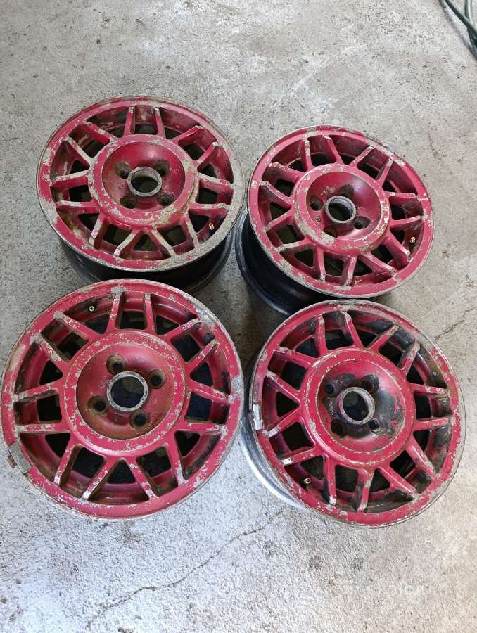 VW ratai