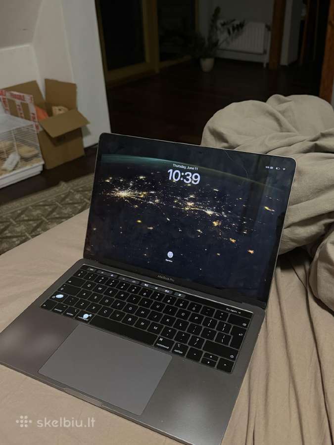 MacBook Pro i5 16gb 500gb