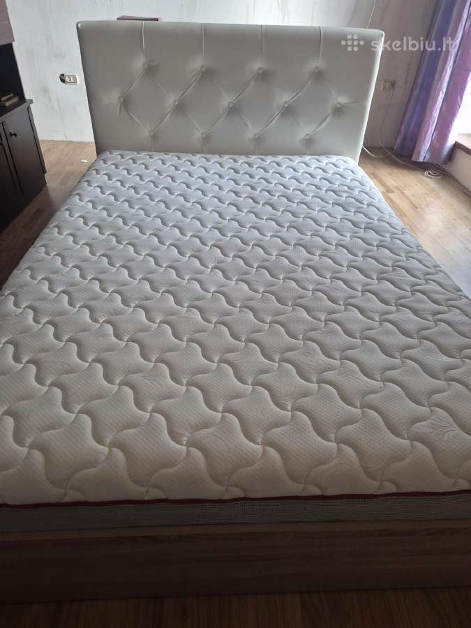 Parduodama lova