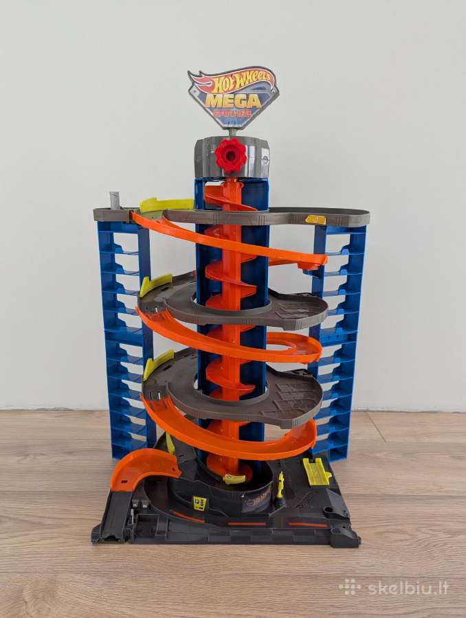 Hot wheels mega garažas