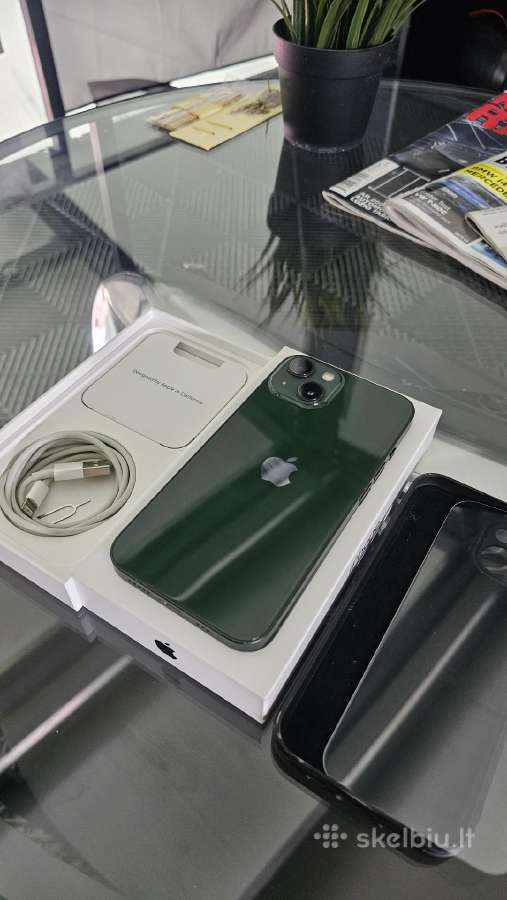 Parduodamas iPhone 13 256gb