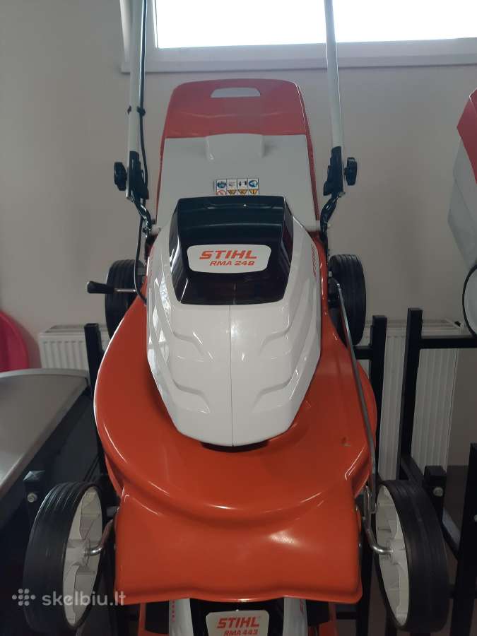 Parduodama Akumuliatorinė Vejapjovė Stihl Rma248