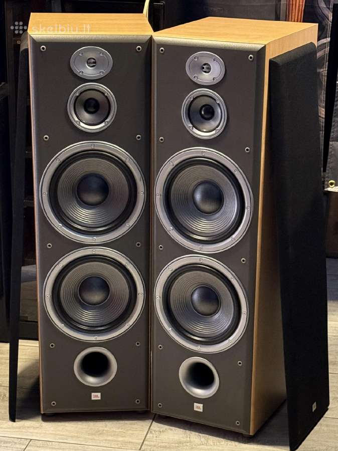 Jbl e100 / kolonėlės