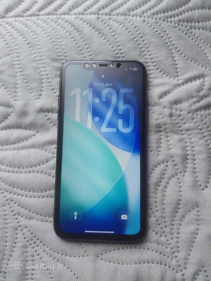 iPhone 11 (64gb)