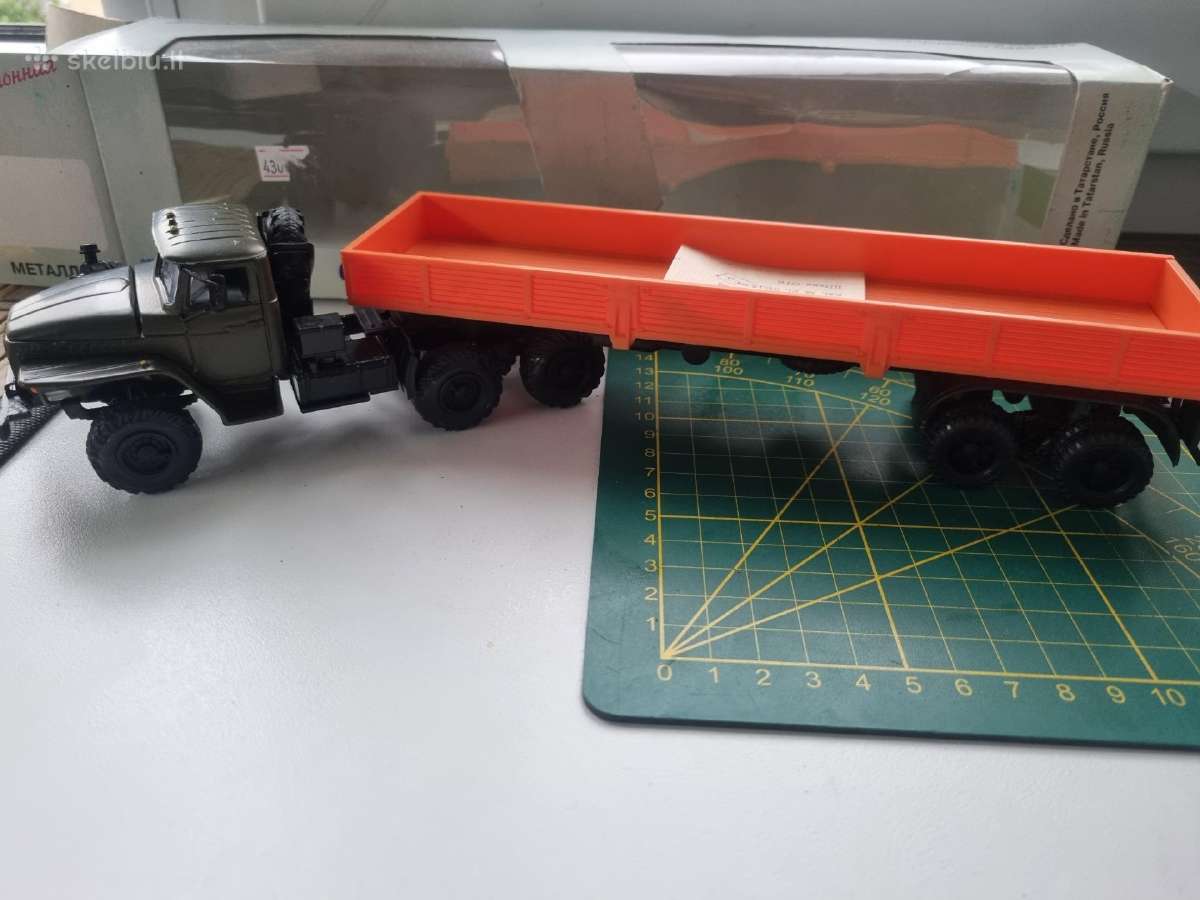Elekon 1/43 Ural 44202