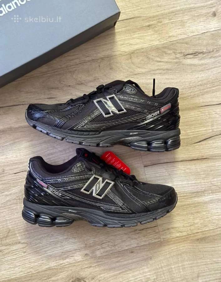 New balance 1906r