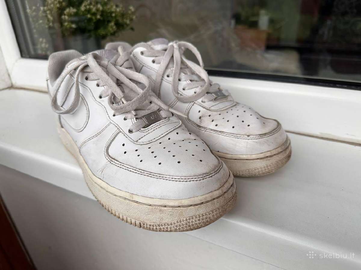 Nike Air Force 1 Sportiniai bateliai