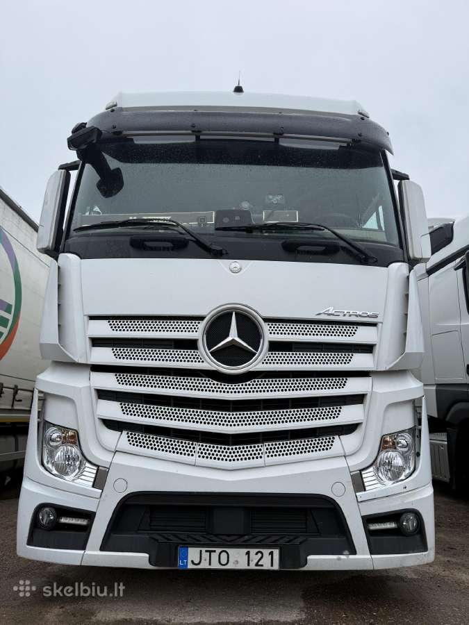 CE vairuotojas Pabradėje 1300 Eur Į Rankas