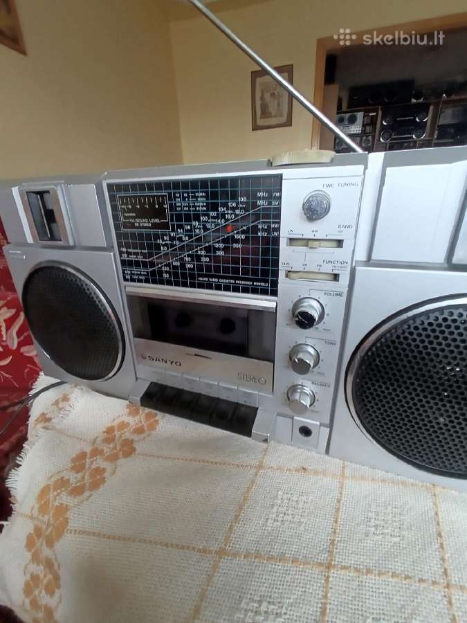 Sanyo M9815