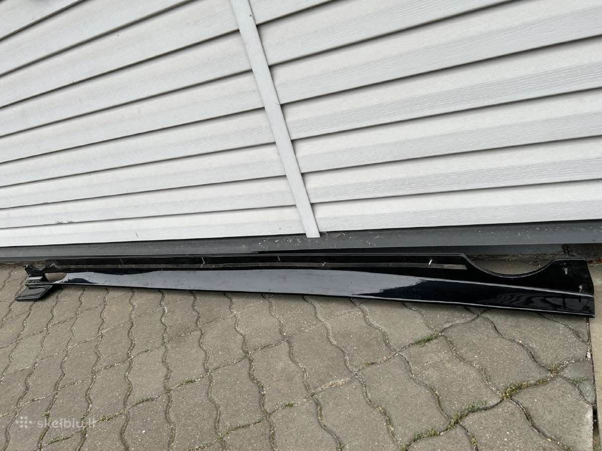 Bmw X7 slenkstis