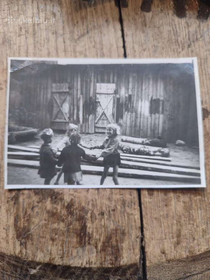 Senos nuotraukos ir atvirutės