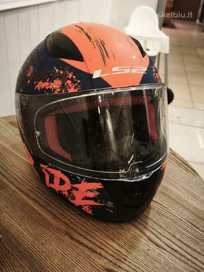 Moto šalmas