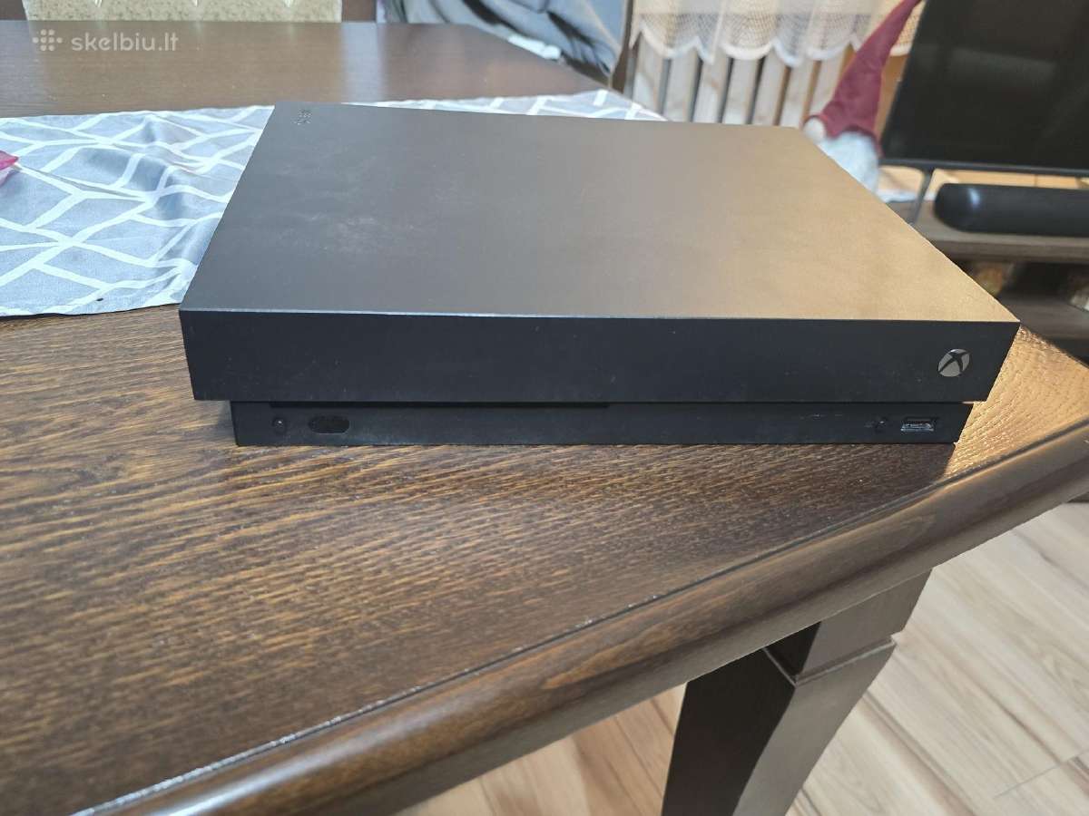 Xbox One X