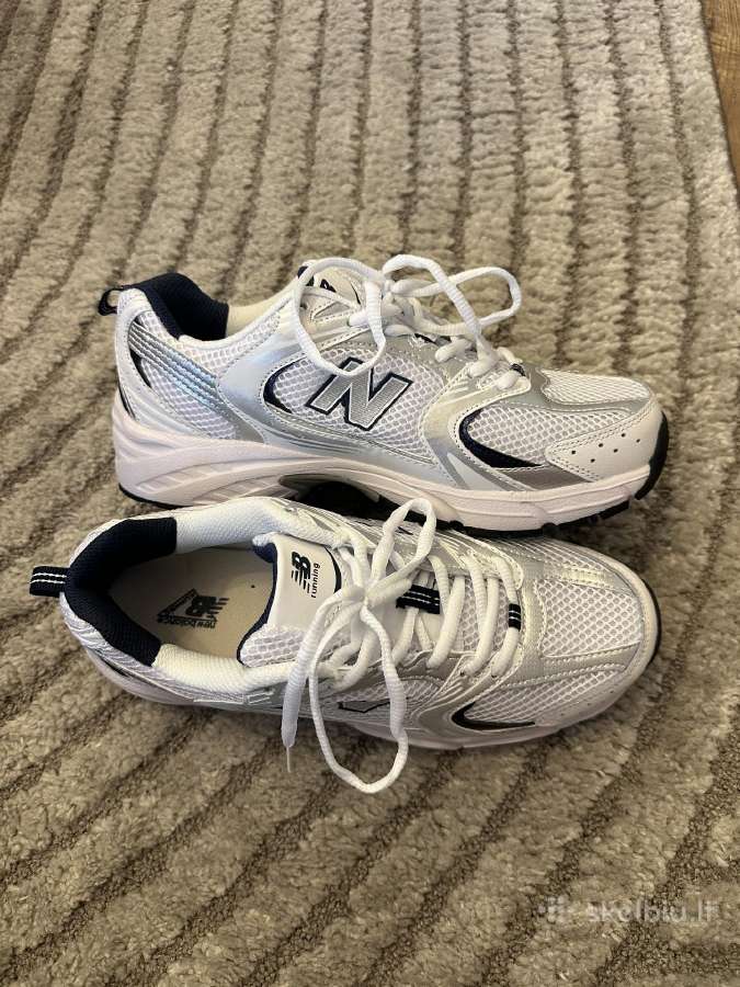 New Balance 530
