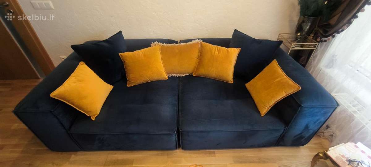 Prduodu labai patogia sofa su kedemis