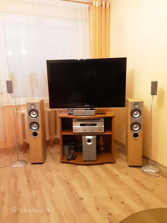 Namų kinas