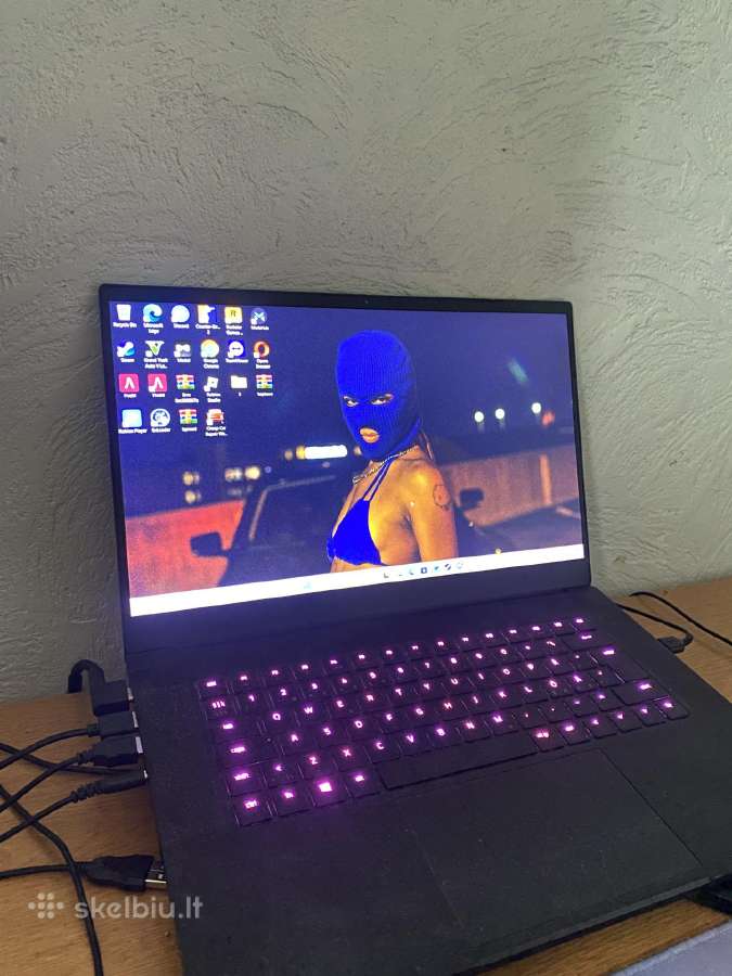 Razer Blade 15 su nvdia geforce gtx 1070 q max 8gb