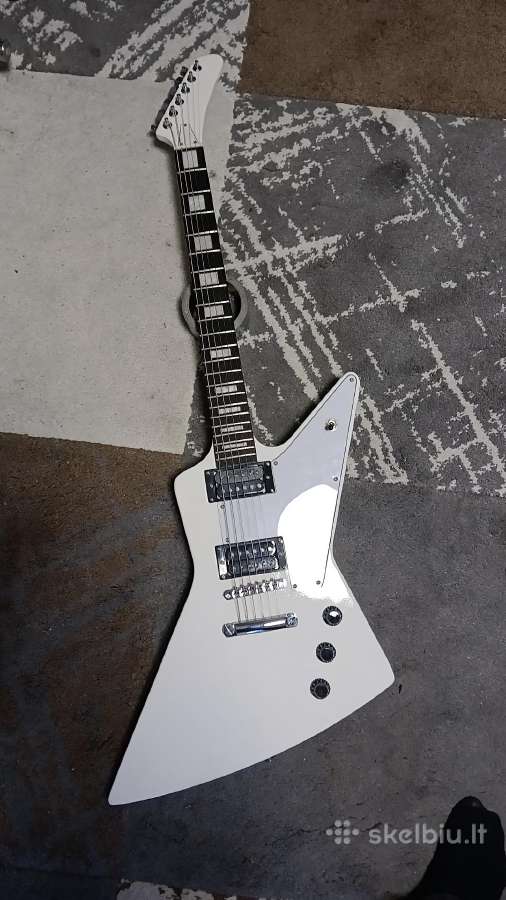 Elektrinė gitara Explorer