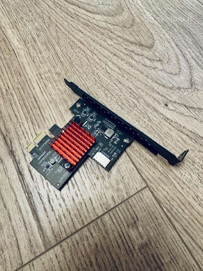 Front panel Isb 3.2 Gen 2 jungtis