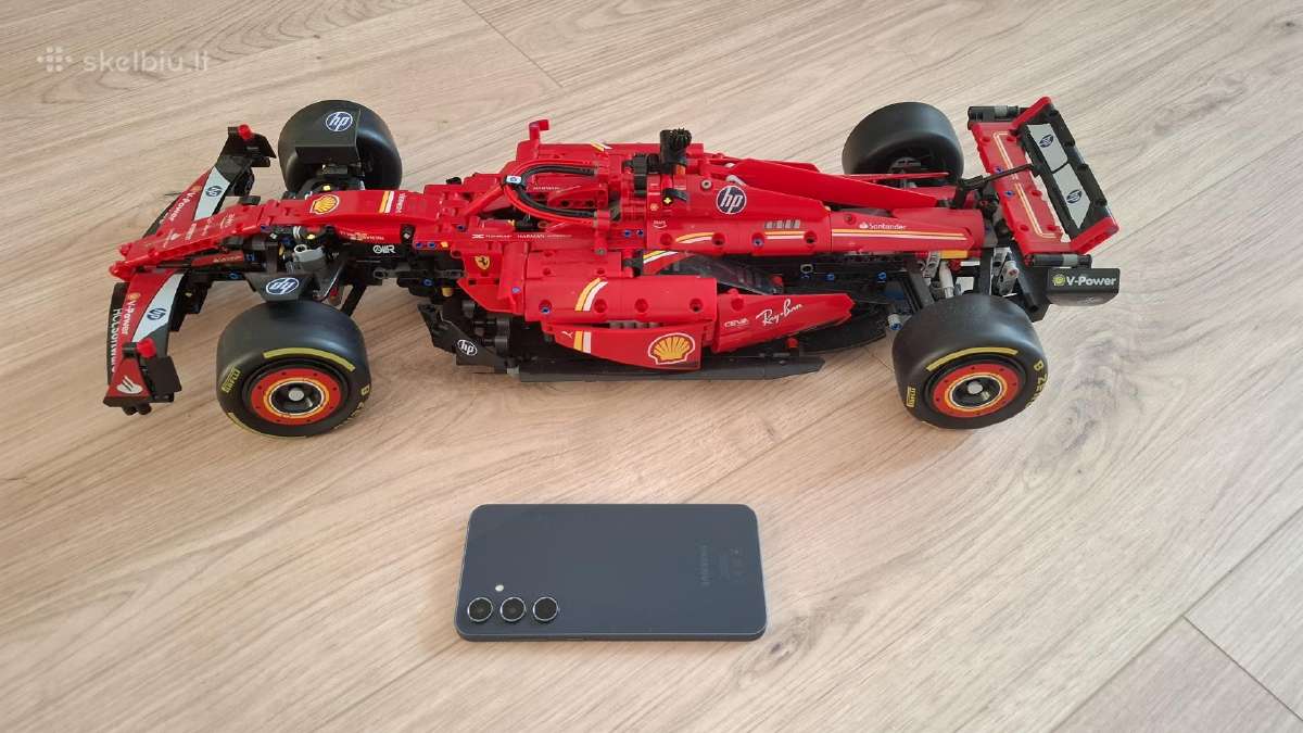 Lego Ferrari F1 - nuotraukos Nr. 3