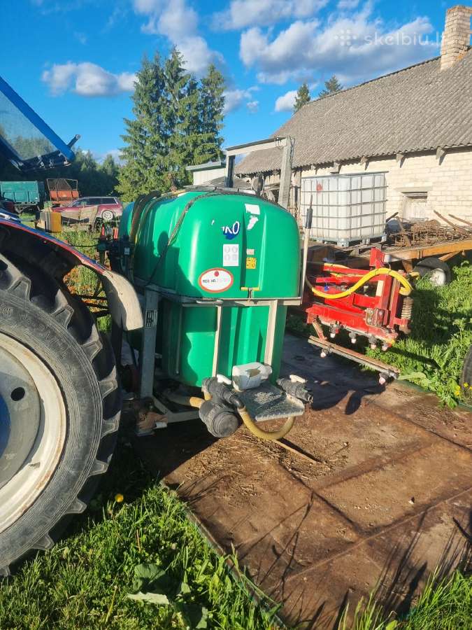 Agrodilerio purkštuvas 800l