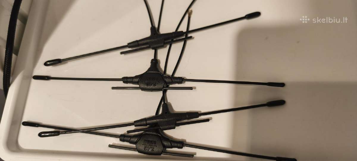 915/2.4 antennos