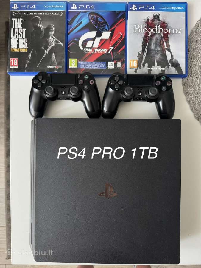 Ps4 Pro 1 TB su žaidimais