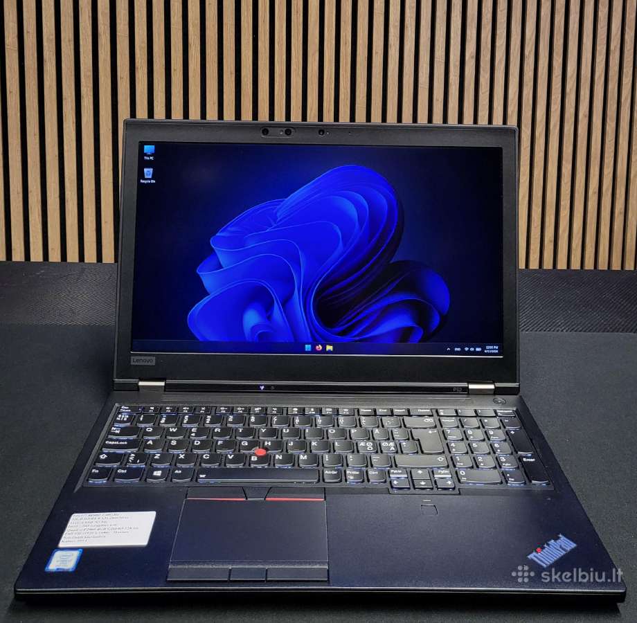 Lenovo 15,6 / i7 8850 / 32 GB / 512 / Quadro 4 GB - nuotraukos Nr. 2
