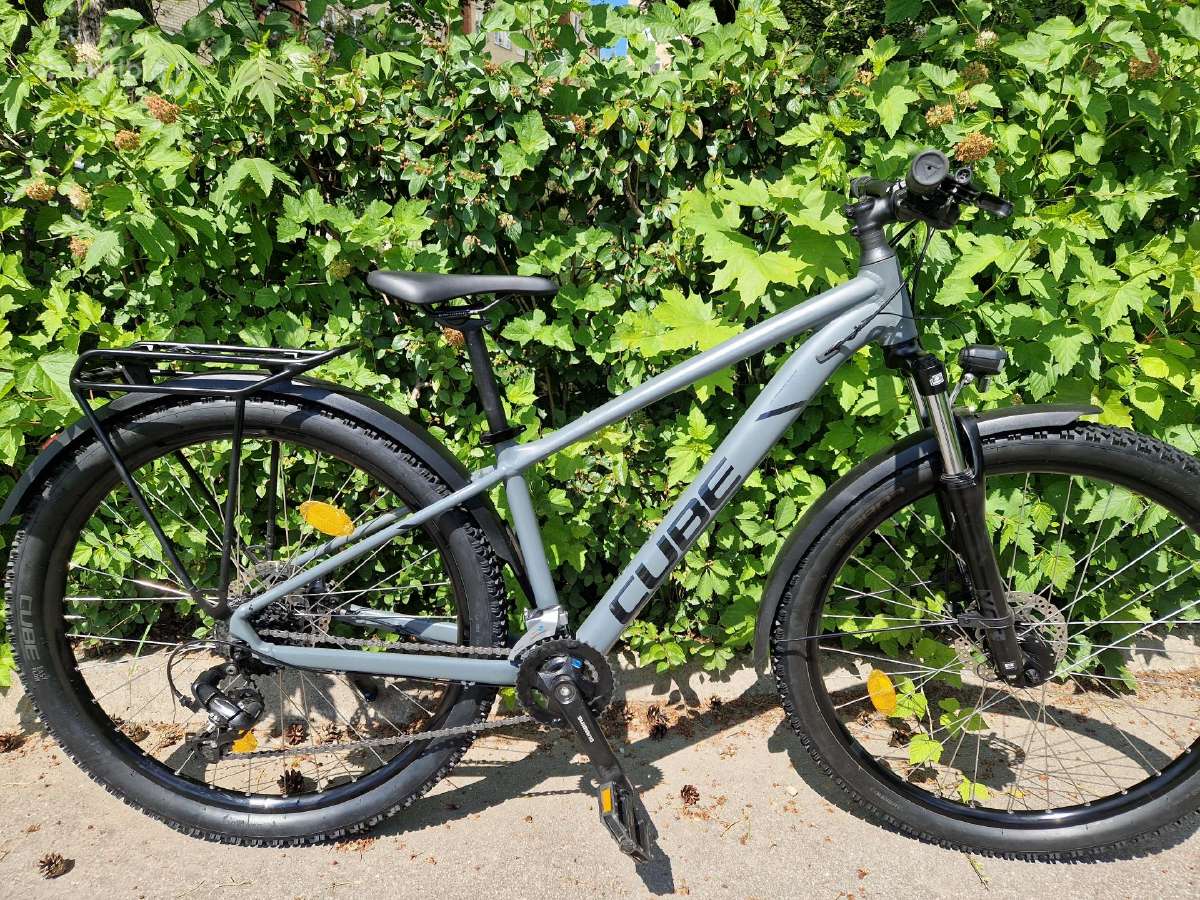 MTB Cube kalnų dviratis 2025metų S dydis