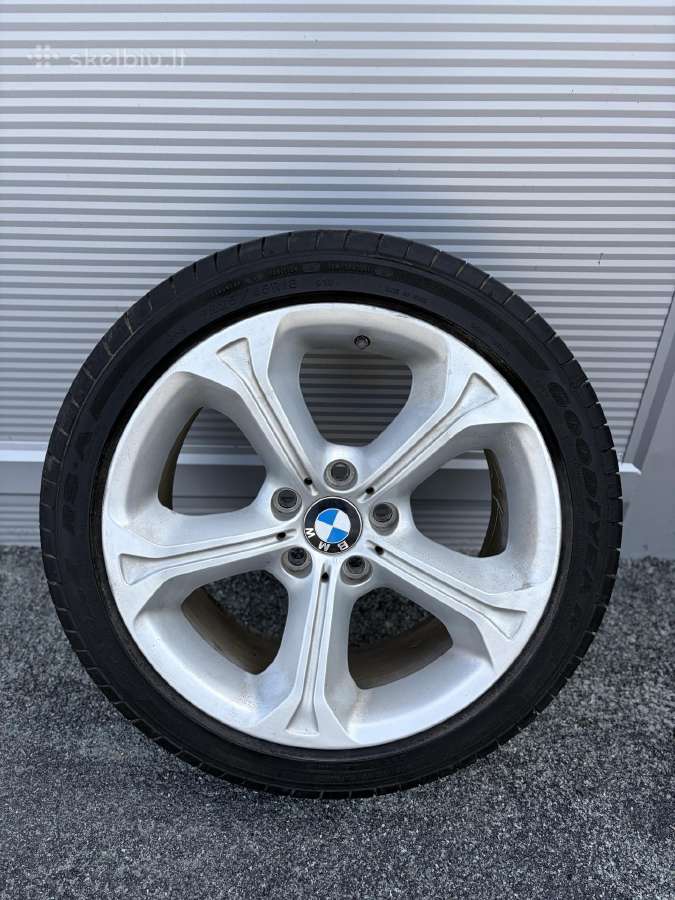 Bmw R18 ratlankiai su vasarinėmis padangomis