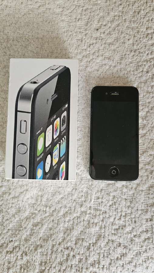 Parduodu iPhone 4S