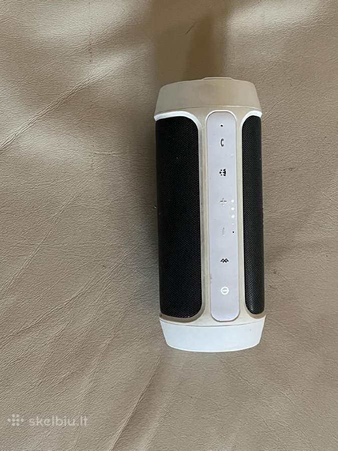 Neblogai grojanti Jbl Charge 2 bluetooth kolonele