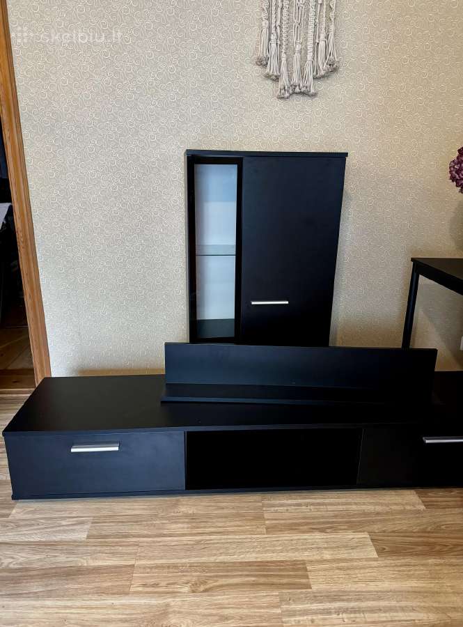 Komplektas: TV staliukas, spintelė, lentyna
