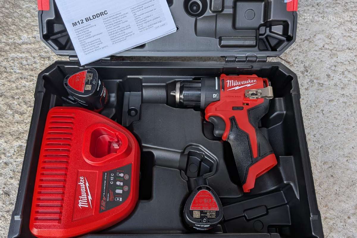 Milwaukee ir Bosch suktukų komplektai