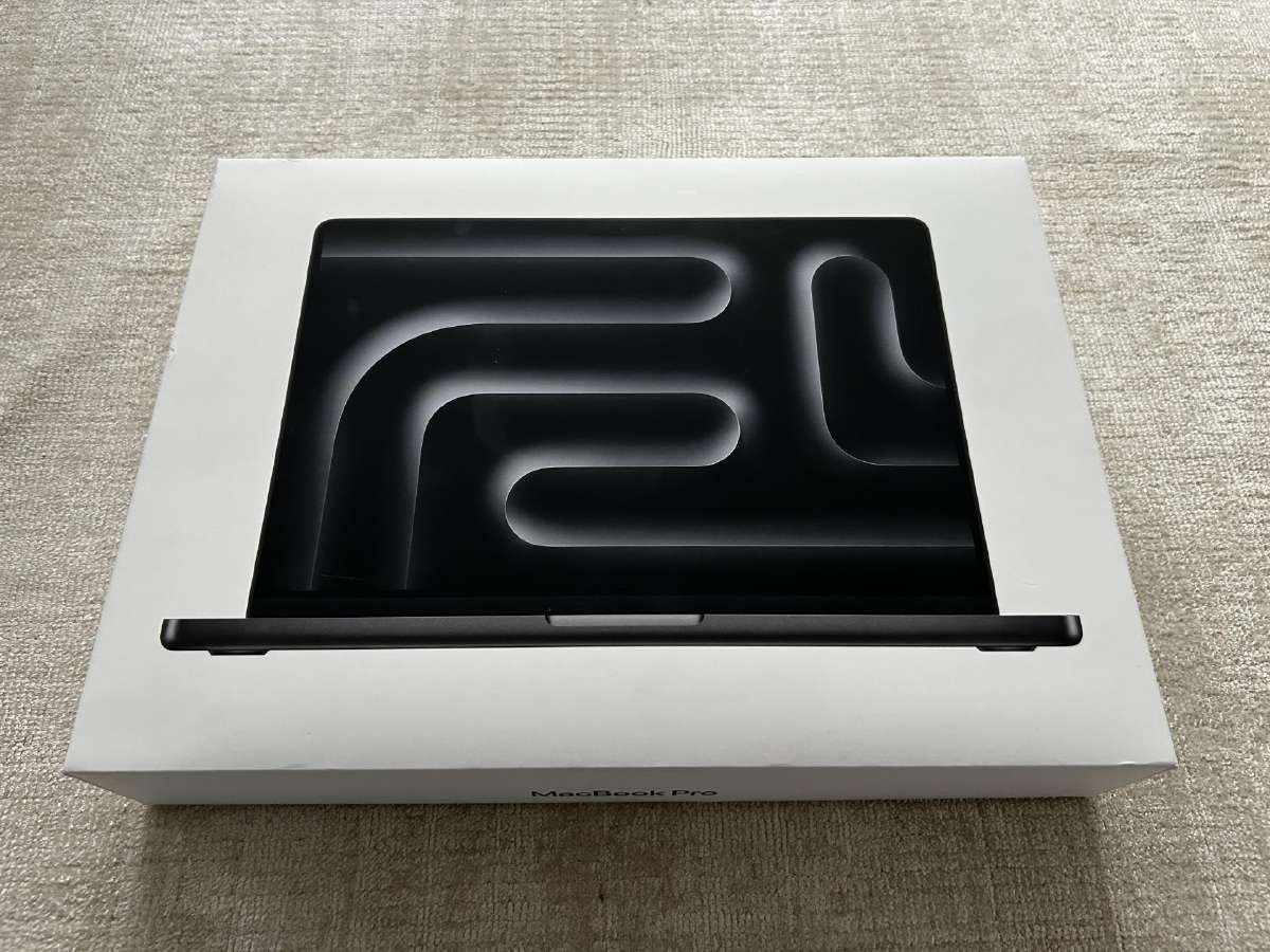 MacBook Pro M5 16/512gb