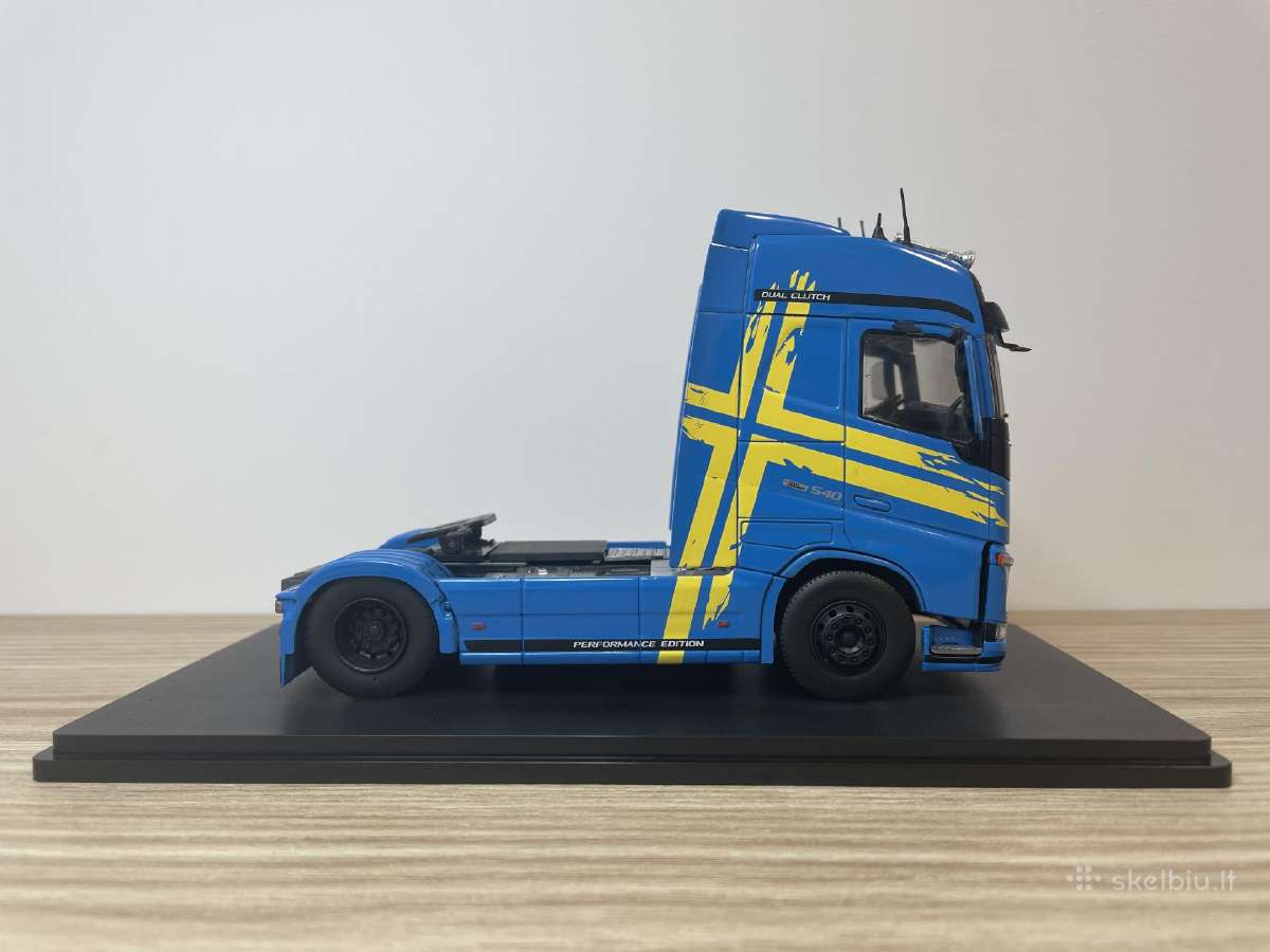 Parduodu Volvo Fh vilkiko modeliuką 1/43 - nuotraukos Nr. 2