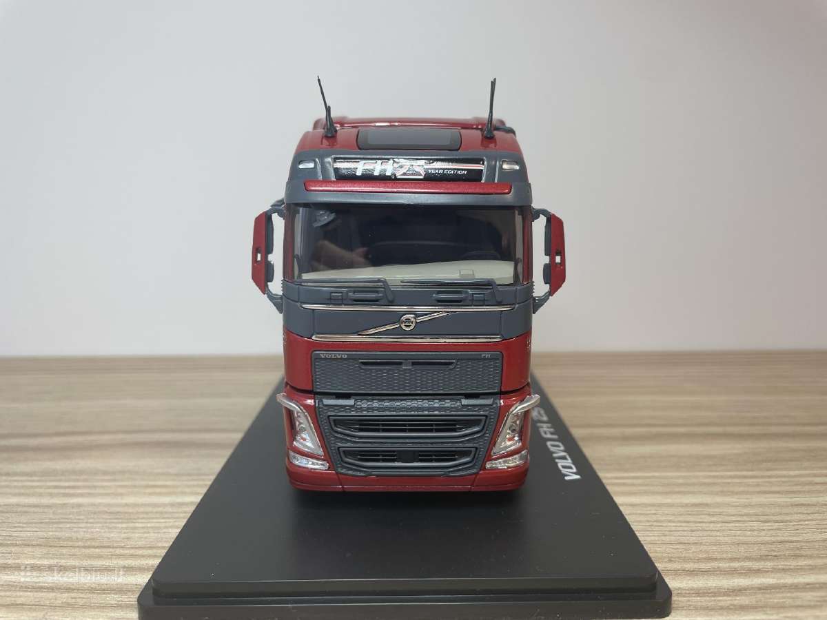 Parduodu Volvo Fh vilkiko modeliuką 1/43 - nuotraukos Nr. 7