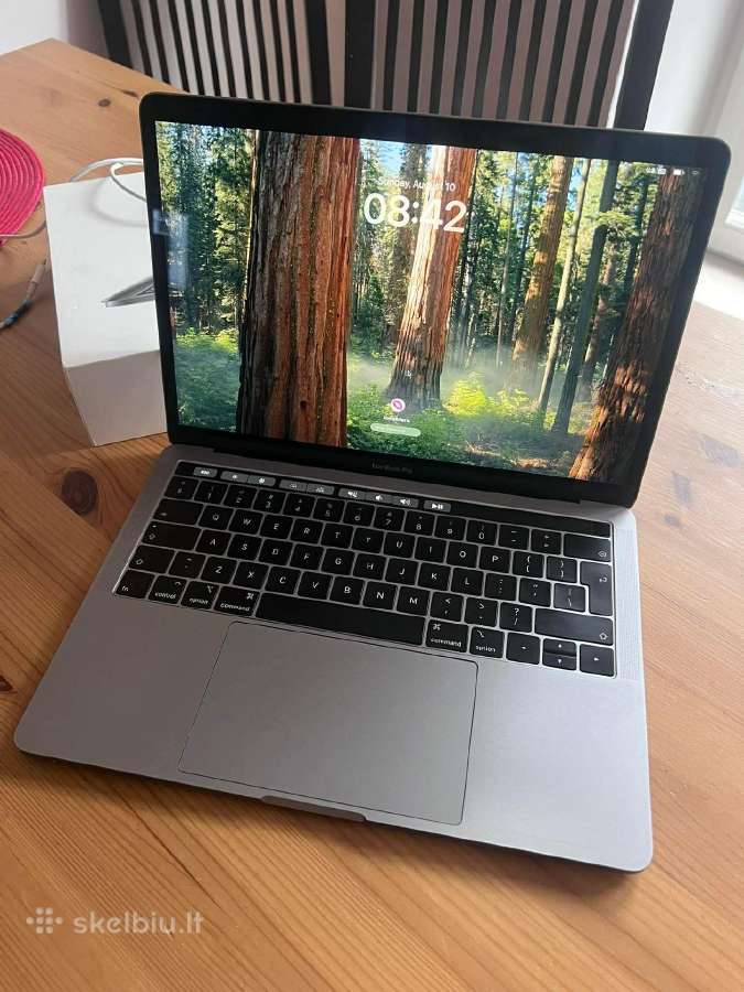 MacBook pro 13, 2019m touchbar
