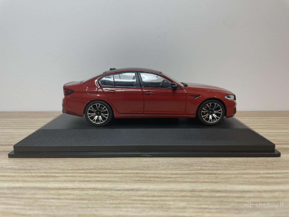 Parduodu Bmw M5 modeliuką 1/43 - nuotraukos Nr. 5