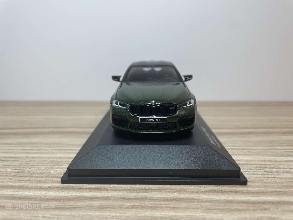 Parduodu Bmw M5 1/43 modeliuką - nuotraukos Nr. 7
